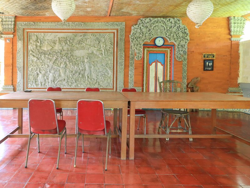 Mertha Jati Hotel & Bungalow By Zuzu 8