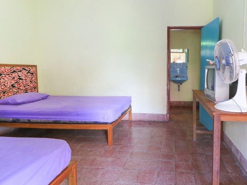 Mertha Jati Hotel & Bungalow By Zuzu 15