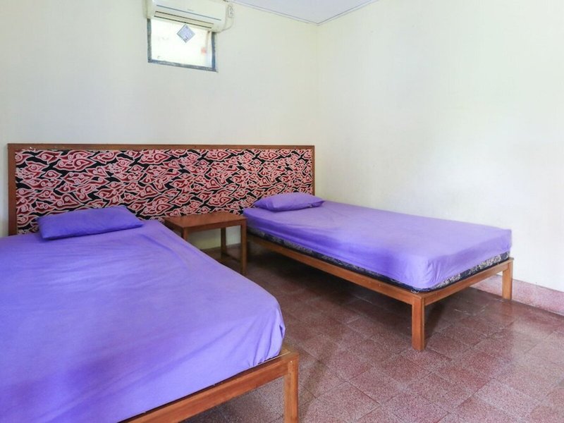 Mertha Jati Hotel & Bungalow By Zuzu 16
