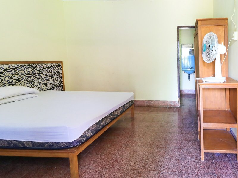 Mertha Jati Hotel & Bungalow By Zuzu 17