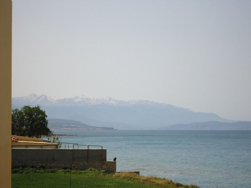 Almyra Apartments 14