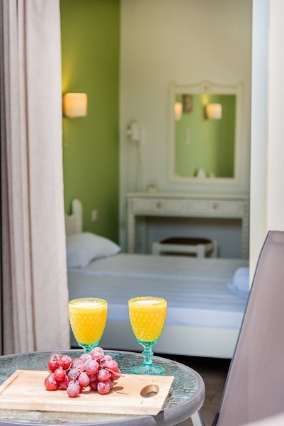 Almyra Apartments 49