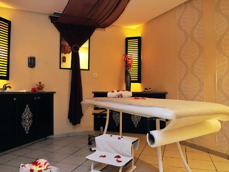 Warwick Alhambra Thalasso 35