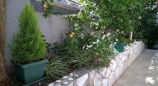 Apartments Desa Petric