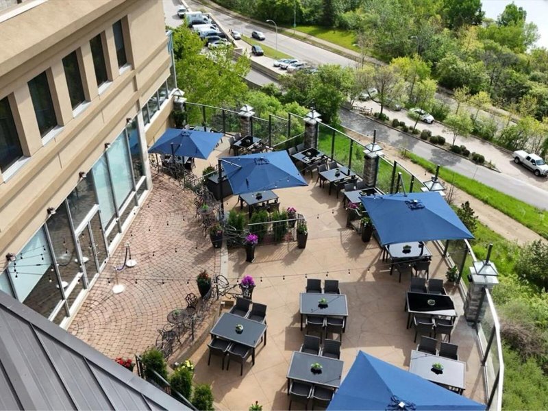 Courtyard Edmonton Downtown 3