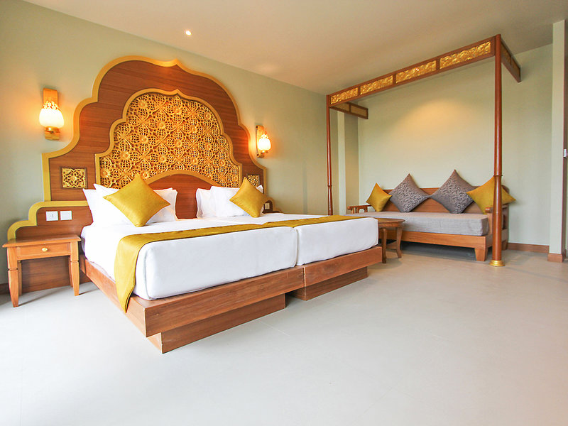 Maikhao Palm Beach Resort 12