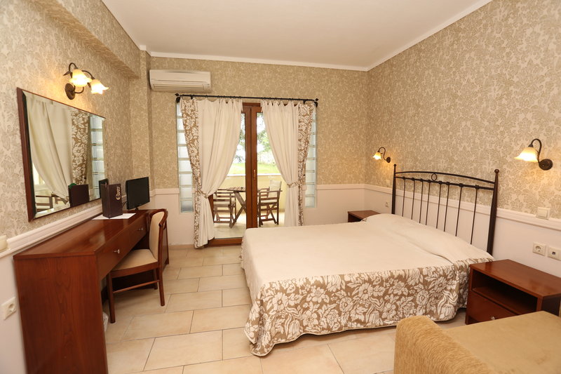 Country Inn Hotel 13