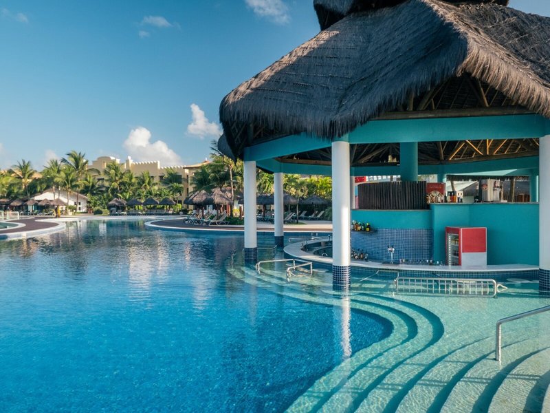 Iberostar Bahia 10 - Outdoor Pool