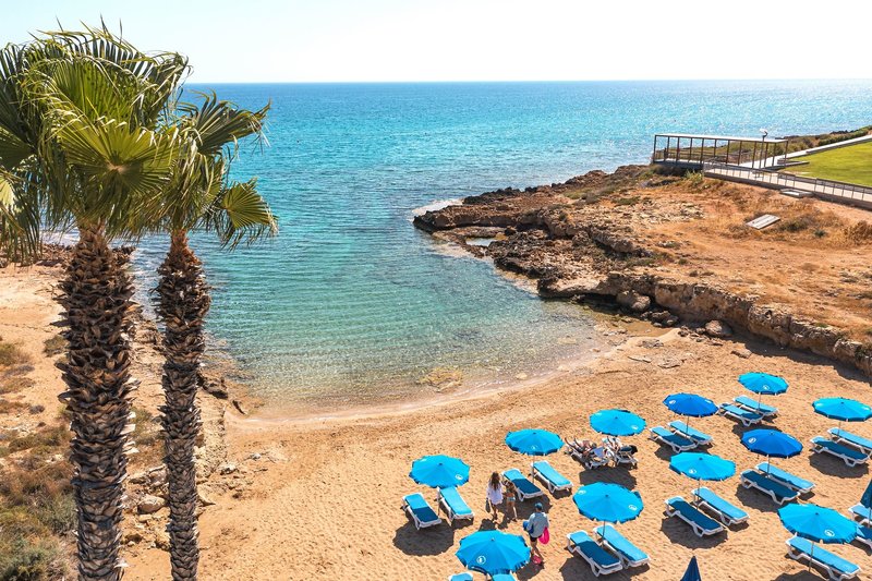 Louis Althea Beach 5