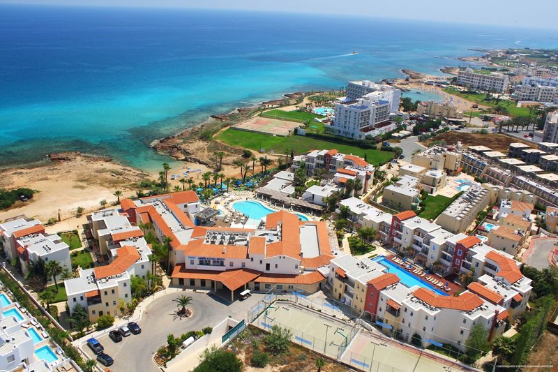 Louis Althea Beach 11
