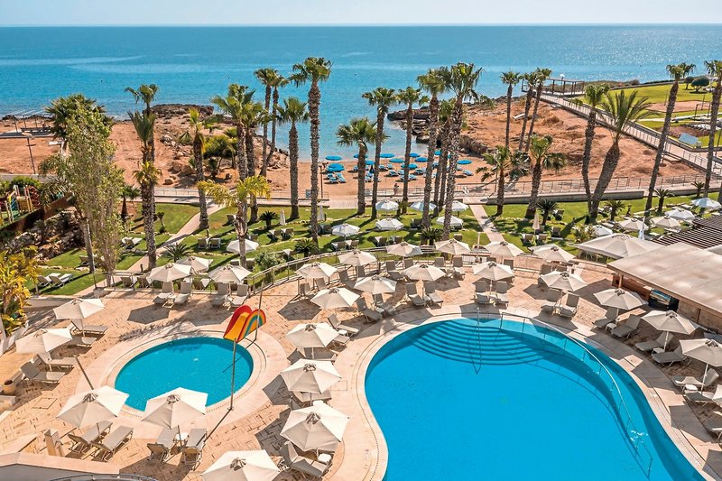 Louis Althea Beach 13