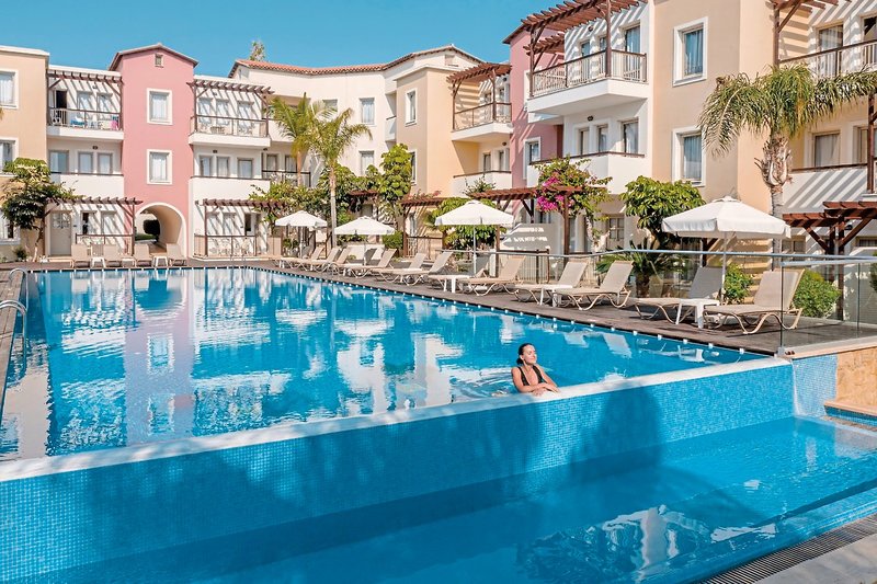 Louis Althea Beach 14