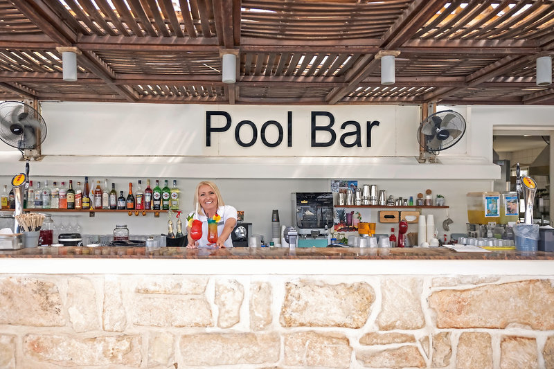 Louis Althea Beach 17