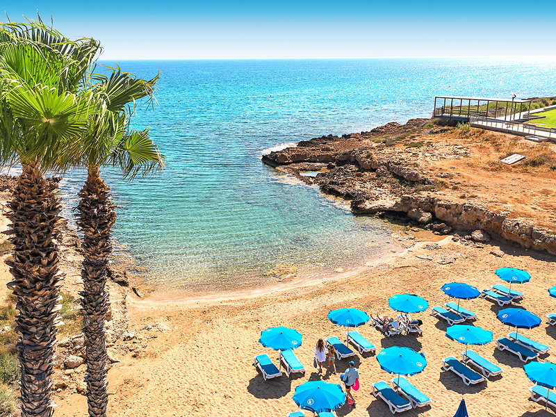 Louis Althea Beach 2