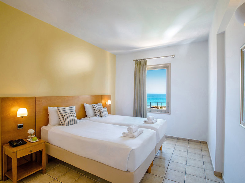 Louis Althea Beach 3
