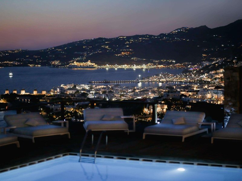 Tharroe of Mykonos 14