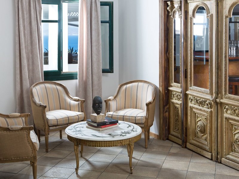 Tharroe of Mykonos 15