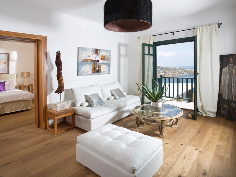 Tharroe of Mykonos 28