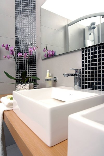 Tharroe of Mykonos 42