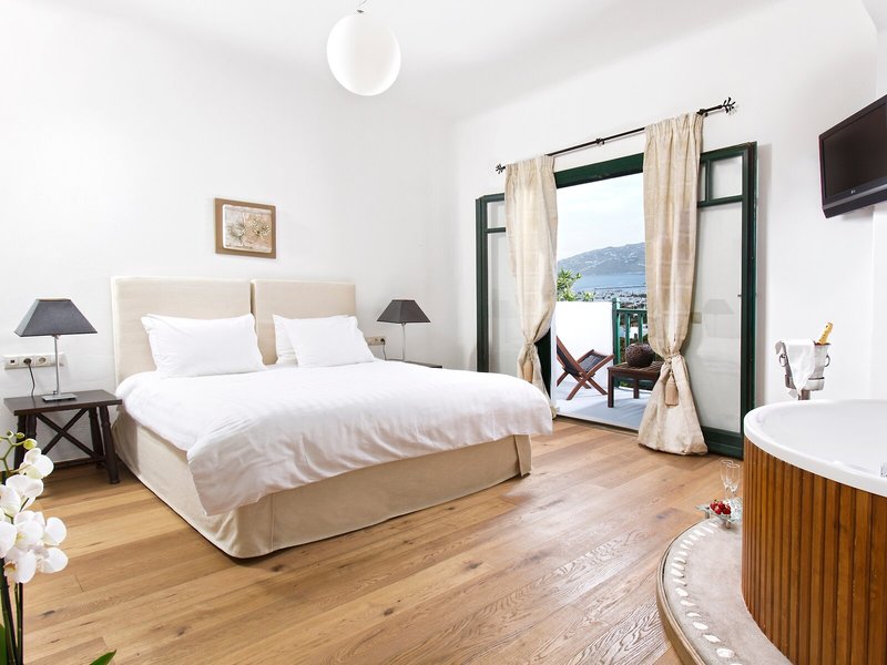 Tharroe of Mykonos 48