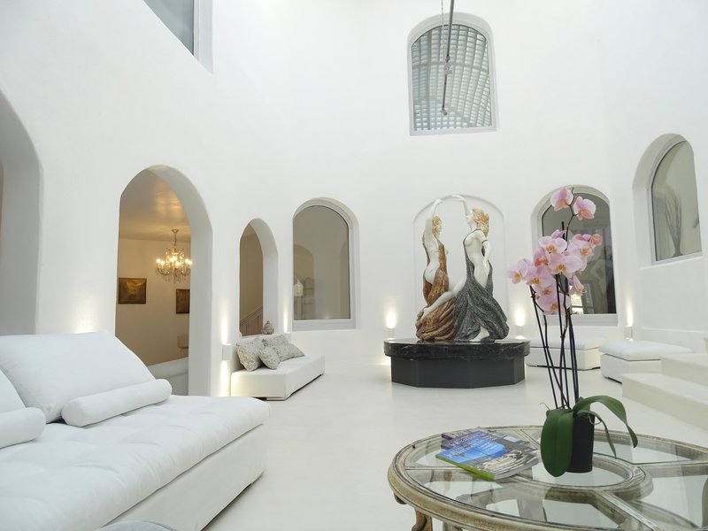 Tharroe Of Mykonos 17