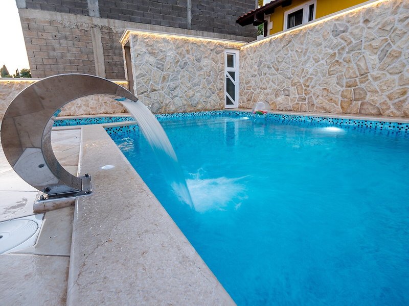 Apartments Sunset 13