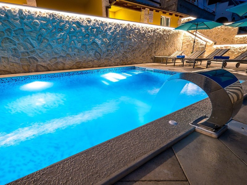 Apartments Sunset 14