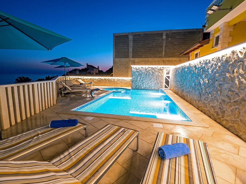 Apartments Sunset 15