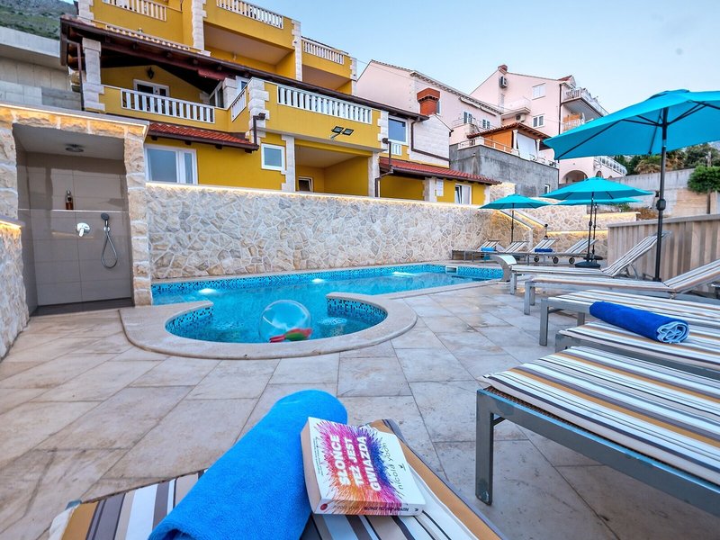 Apartments Sunset 21