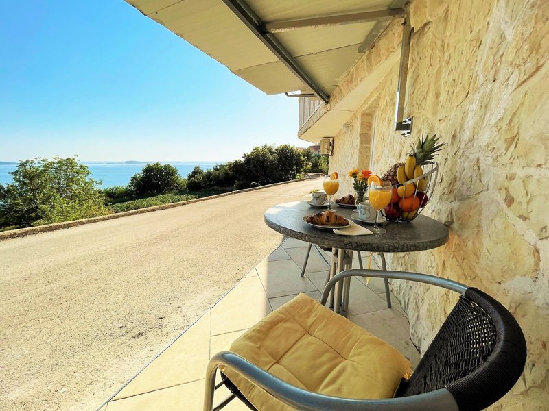 Apartments Sunset 32