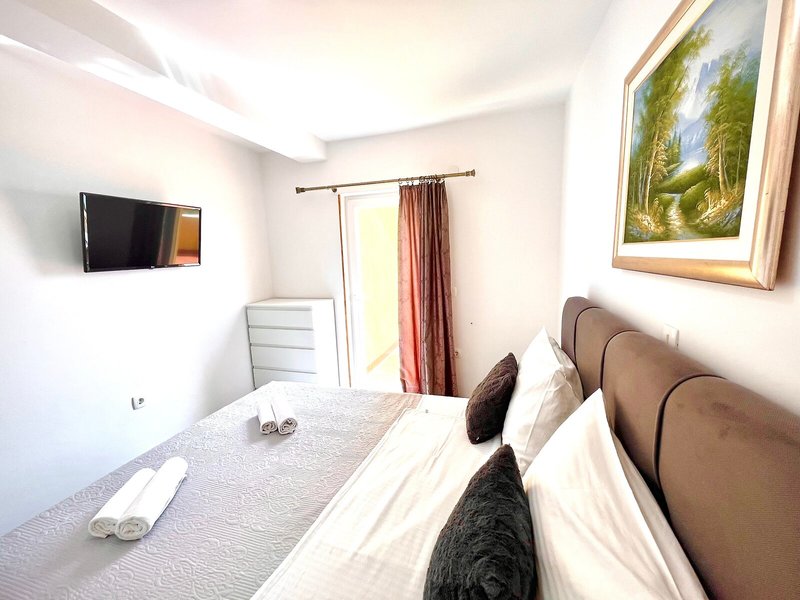 Apartments Sunset 38