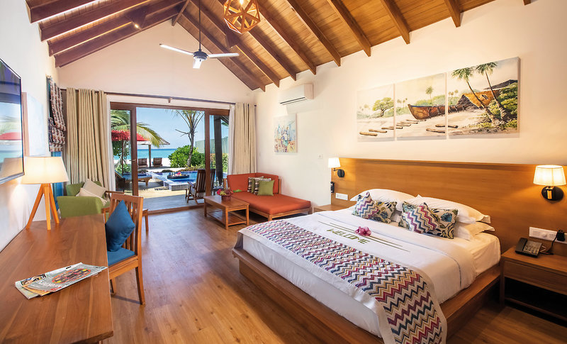 Reethi Faru Resort 8