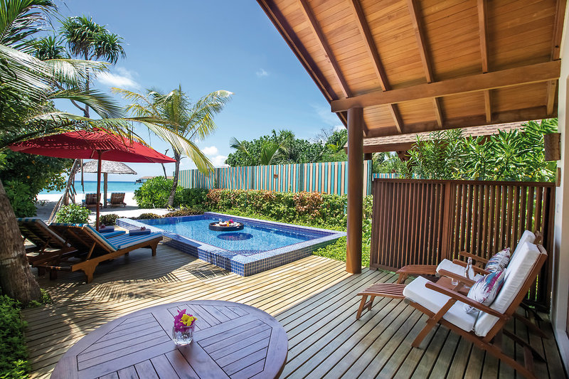 Reethi Faru Resort 10