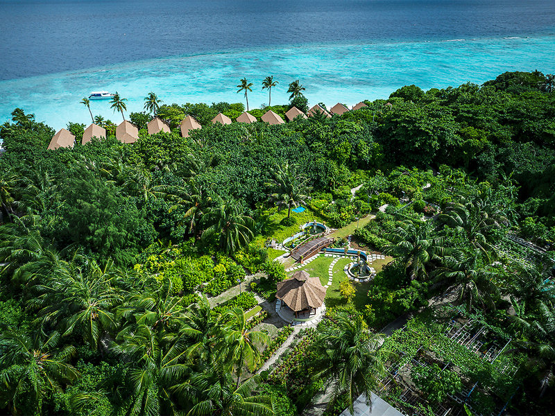 Reethi Faru Resort 9