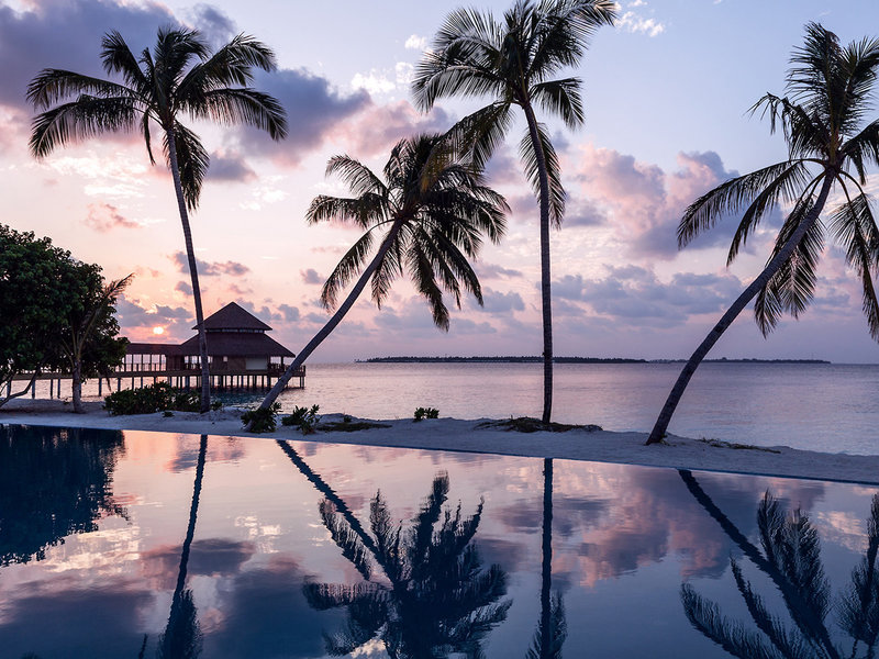 Reethi Faru Resort 11