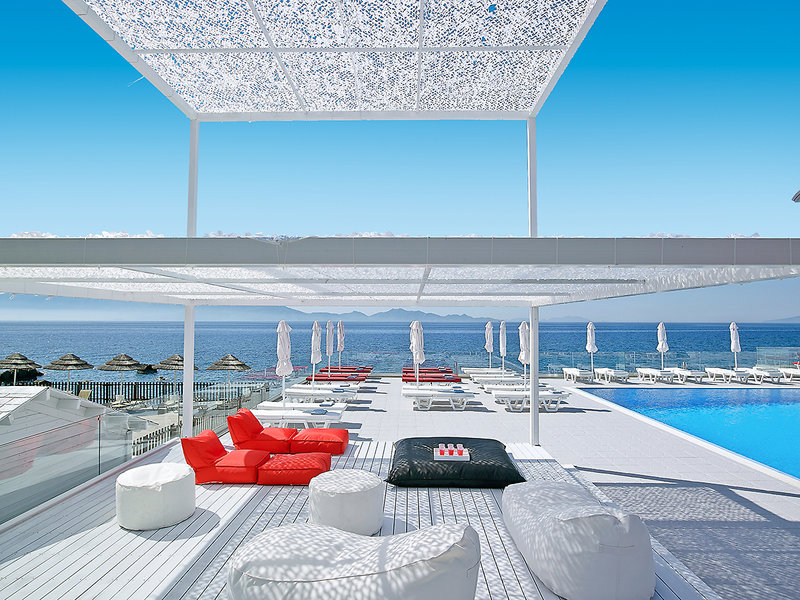 Dimitra Beach Resort 4