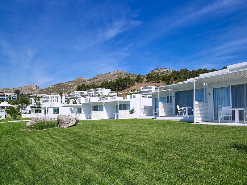 Dimitra Beach Resort 8