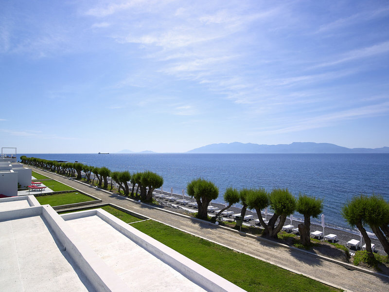 Dimitra Beach Resort 10