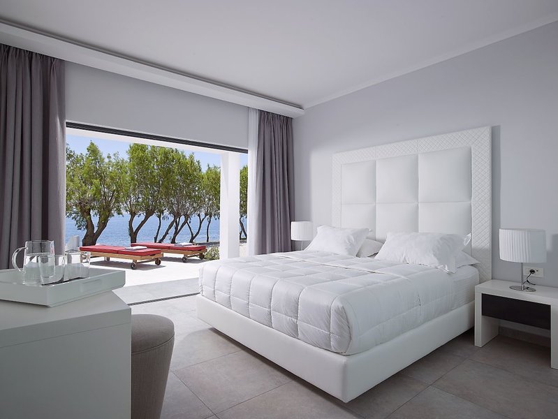 Dimitra Beach Hotel & Suites 16
