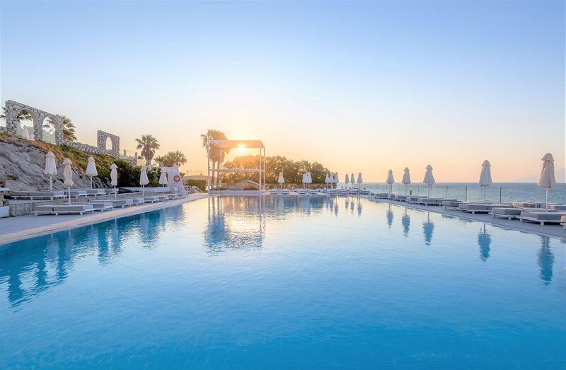 Dimitra Beach Hotel & Suites 36