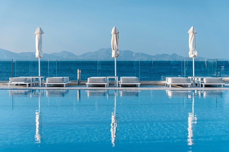 Dimitra Beach Hotel & Suites 9