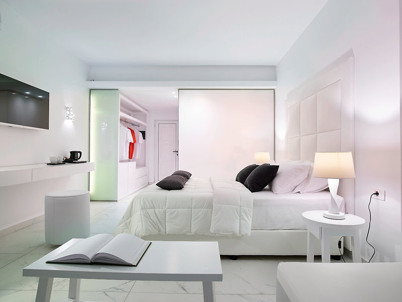 Dimitra Beach Hotel & Suites 11