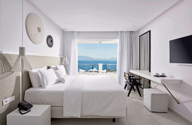 Dimitra Beach Hotel & Suites 15