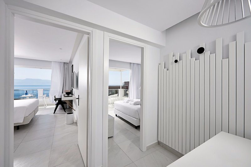Dimitra Beach Hotel & Suites 17