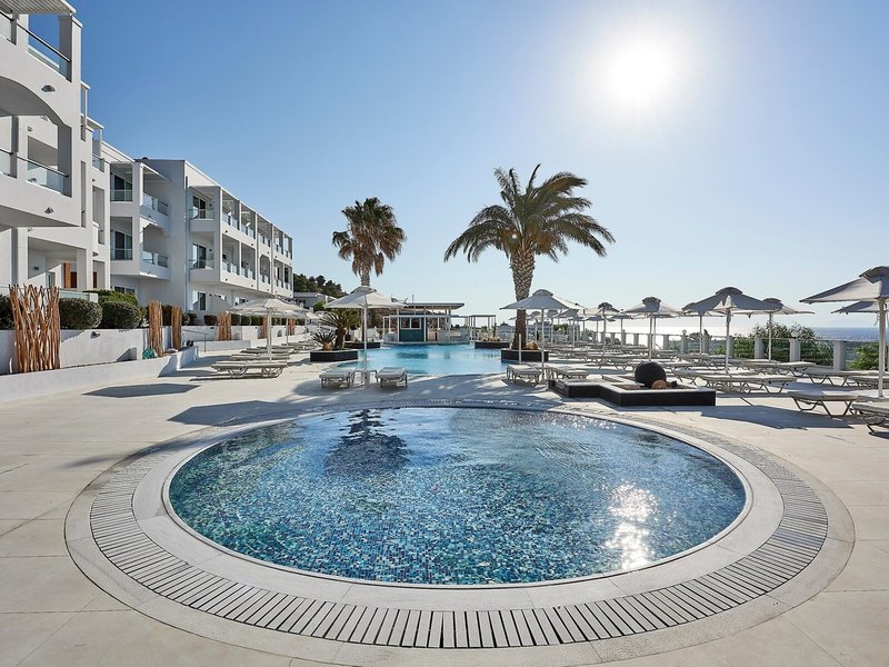 Dimitra Beach Hotel & Suites 16
