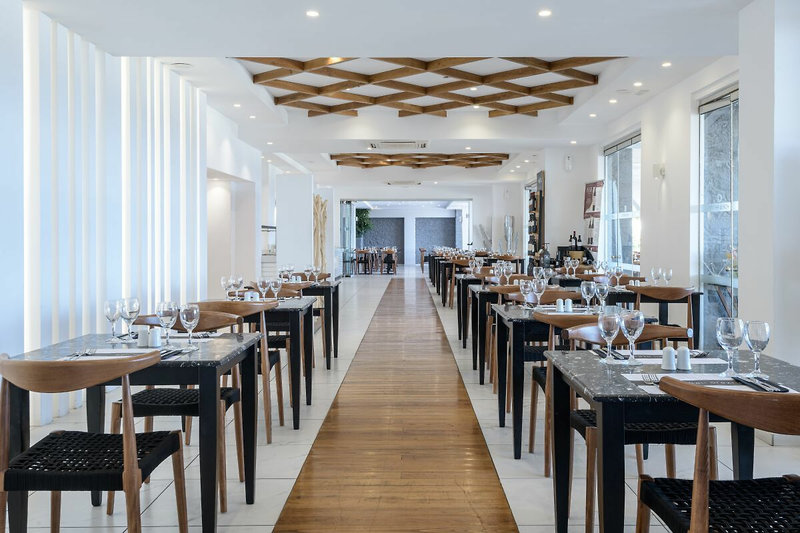 Dimitra Beach Hotel & Suites 15