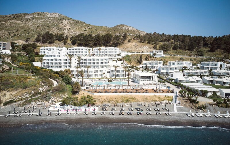 Dimitra Beach Hotel & Suites 11