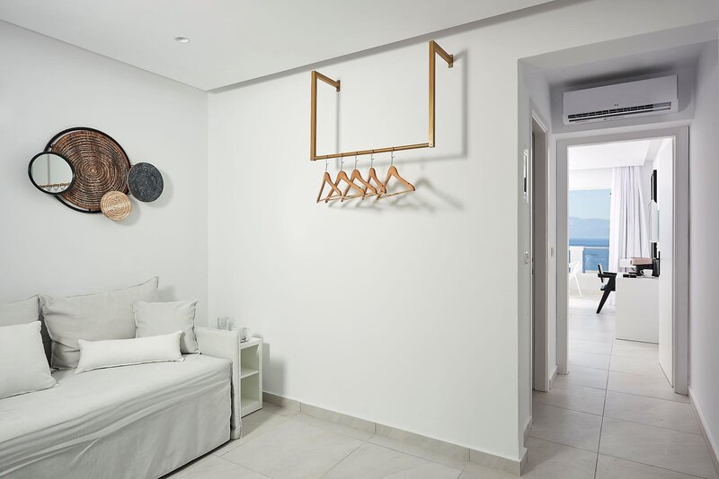 Dimitra Beach Hotel & Suites 40