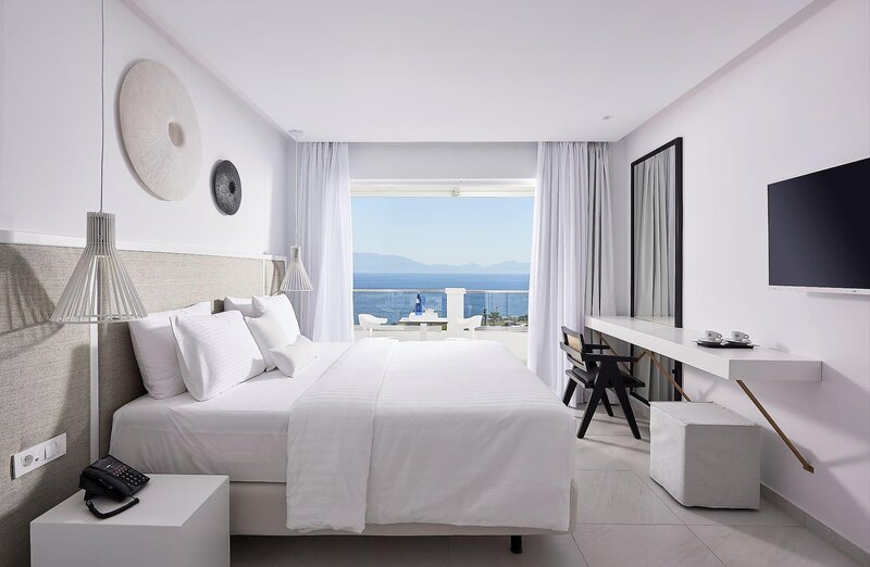 Dimitra Beach Hotel & Suites 38