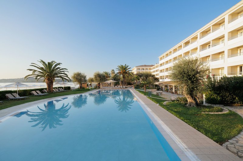 Elea Beach 6